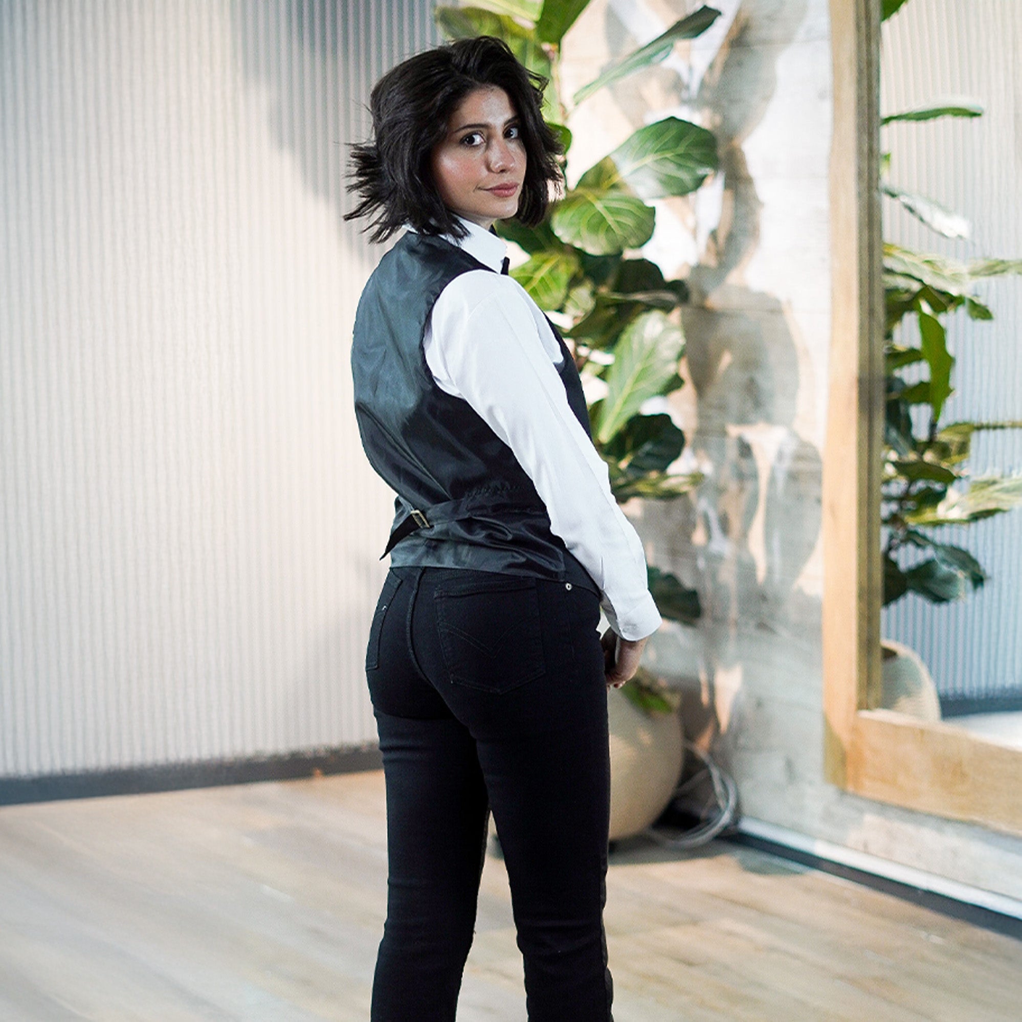 Combo Oxford Shirt + Pants + Black Vest + Bow Tie - Women