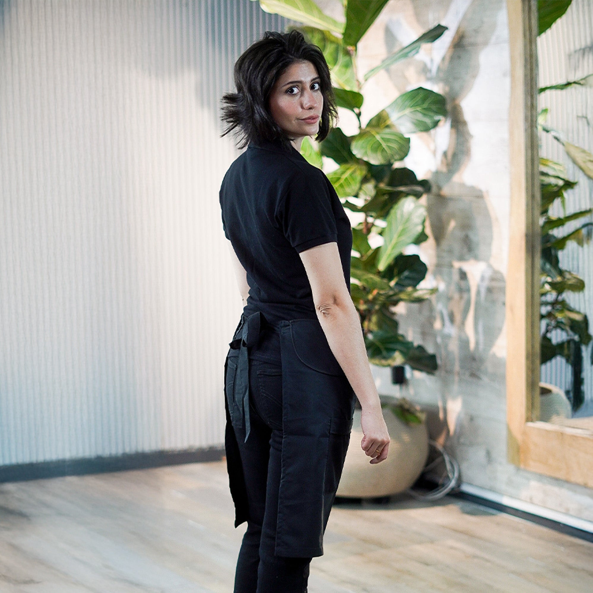 Polo + Jeans + Waist Apron Combo - Women